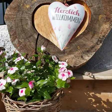 Arishorst Aussergasteighof Фермерский дом *